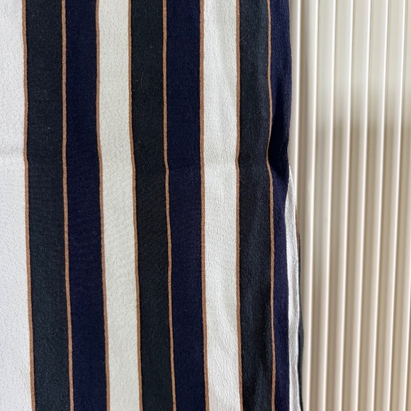 Aritzia Silk Trousers - Picture 4 of 5